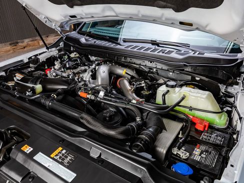 Used 2026 Ford F250 Platinum image 40