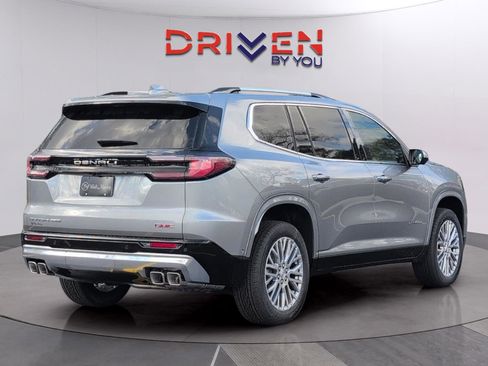 New 2026 GMC Acadia Denali w/ Super Cruise Package image 5