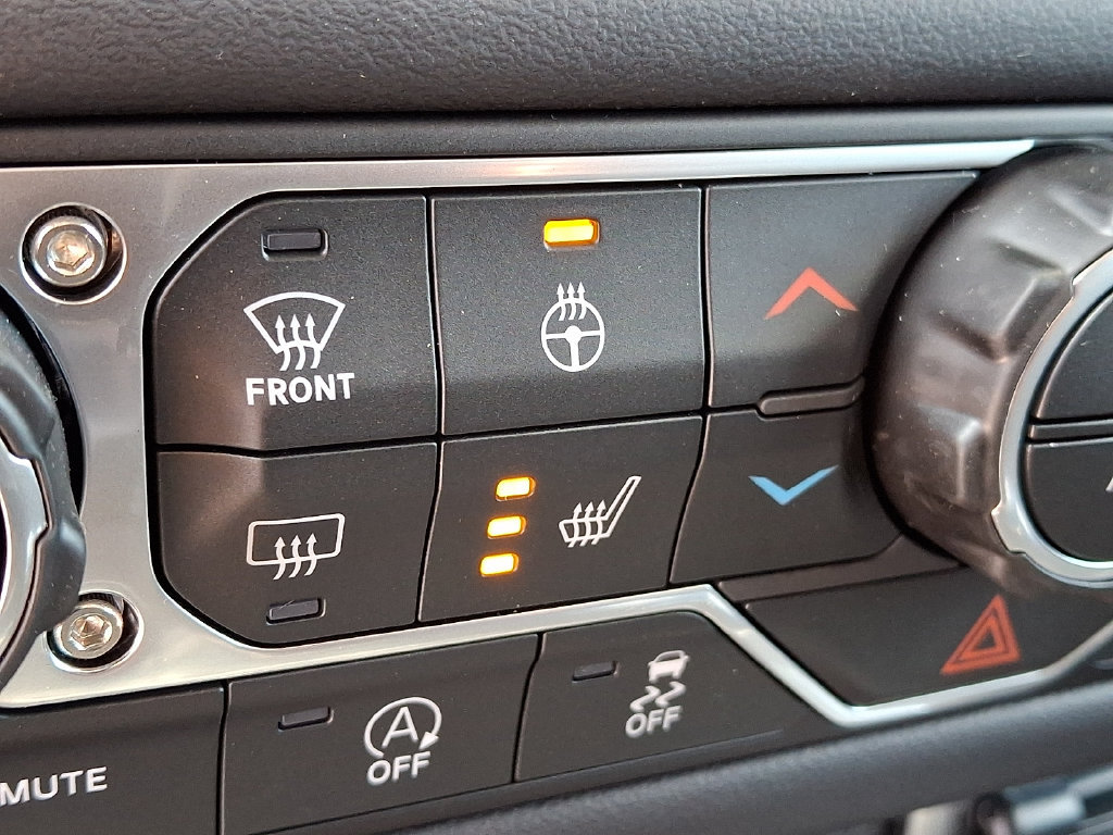 New 2026 Jeep Gladiator Mojave AWD/4WD image 18
