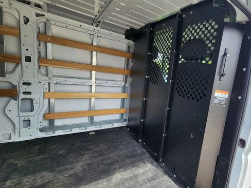 Used 2025 RAM ProMaster 2500 w/ U-Haul Equipment Group FWD image 19