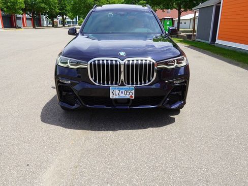 Used 2019 BMW X7 xDrive40i w/ Premium Package AWD/4WD image 27