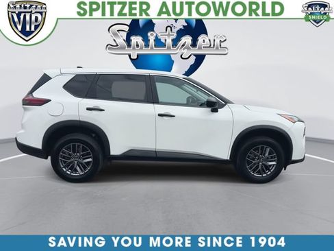 Used 2024 Nissan Rogue S AWD/4WD image 10