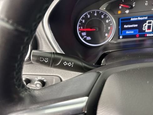 Used 2019 Chevrolet Blazer LT FWD image 15
