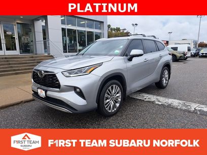 Used 2024 Toyota Highlander Platinum