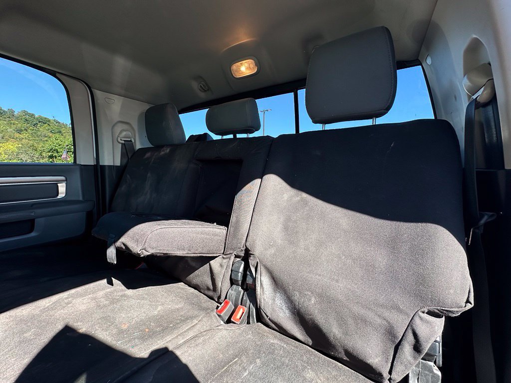 Used 2018 RAM 2500 SLT w/ Luxury Group AWD/4WD image 19