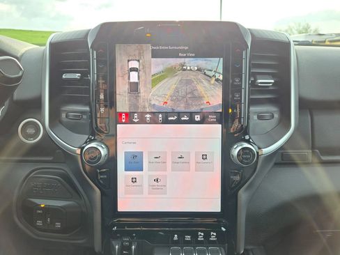 New 2026 RAM 2500 Big Horn AWD/4WD image 22