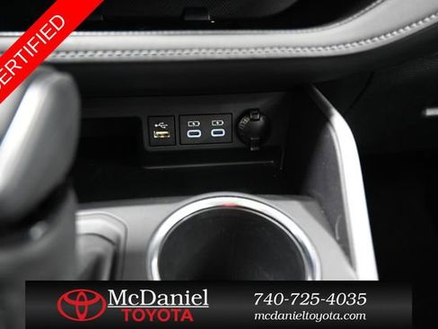 Certified 2025 Toyota Highlander XLE image 21