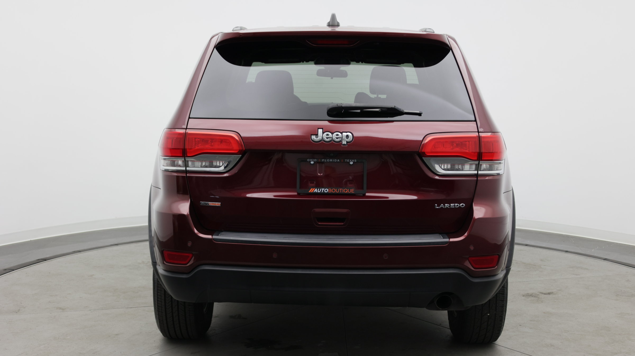 Used 2019 Jeep Grand Cherokee Laredo RWD image 6