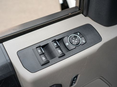 Used 2017 Ford F250 XL w/ Power Equipment Group image 23