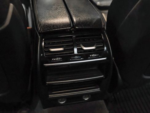 Used 2017 BMW 530i RWD image 32