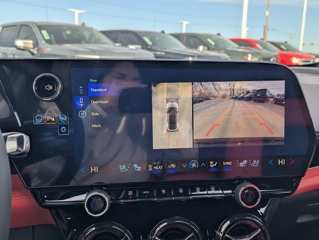 New 2026 Chevrolet Blazer EV RS AWD/4WD image 21