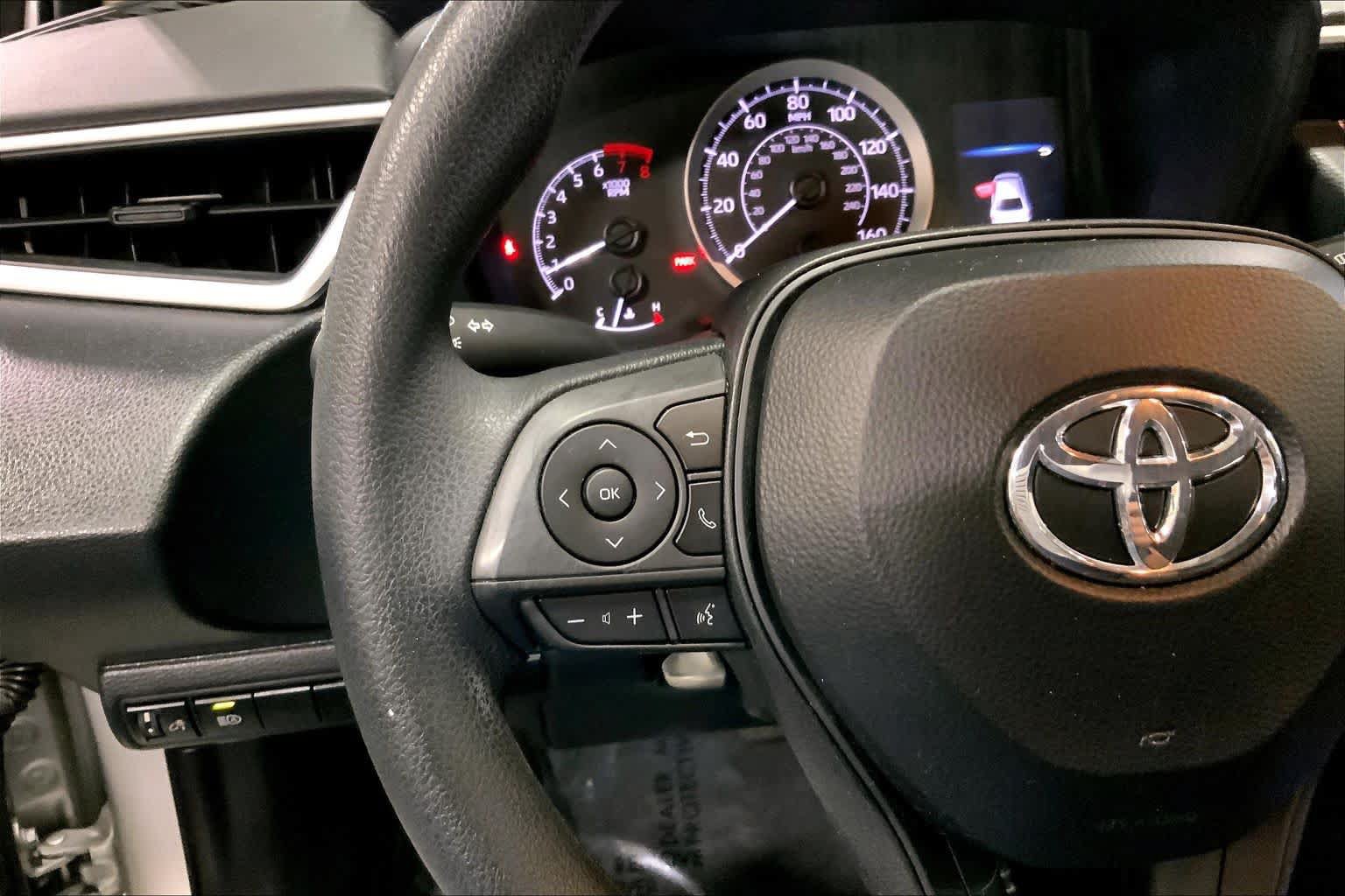 Certified 2020 Toyota Corolla LE w/ Carpet Mat Package (TMS) FWD image 24
