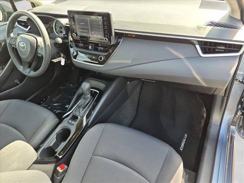 Used 2022 Toyota Corolla LE FWD image 21