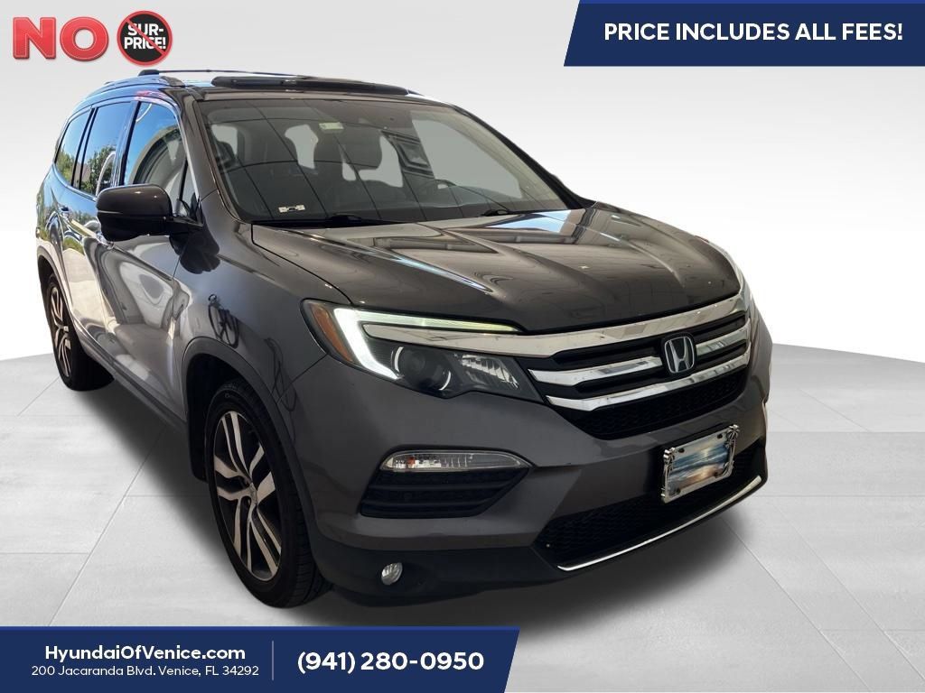 Used 2016 Honda Pilot Touring image 1