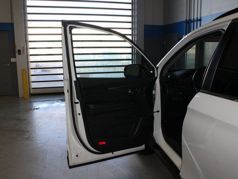 Used 2022 Honda Pilot Special Edition image 7