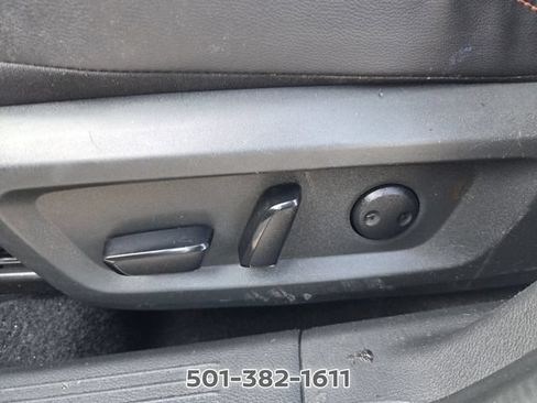 Used 2025 Nissan Rogue SV AWD/4WD image 18