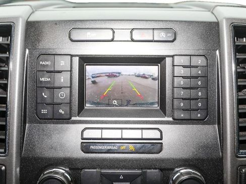 Used 2018 Ford F150 XLT w/ Trailer Tow Package image 18