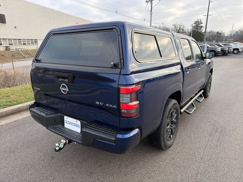 Used 2023 Nissan Frontier SV image 5
