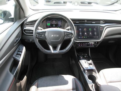 Certified 2023 Chevrolet Bolt EUV LT w/ Convenience Package FWD image 13