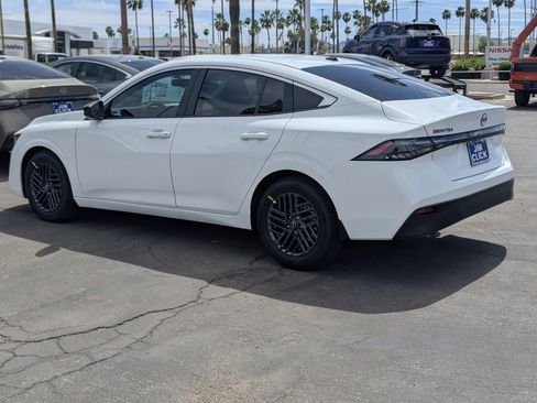 New 2026 Nissan Sentra SV FWD image 4