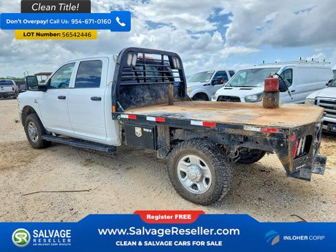 Used 2024 RAM 2500 Tradesman w/ Chrome Appearance Group AWD/4WD image 3