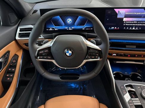 Used 2025 BMW 330i Sedan w/ Convenience Package image 27