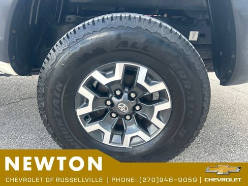 Used 2016 Toyota Tacoma TRD Off-Road w/ Towing Package AWD/4WD image 43