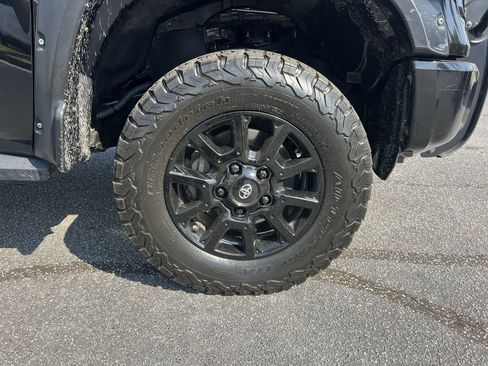 Used 2020 Toyota Tundra SR5 w/ SX Package AWD/4WD image 13