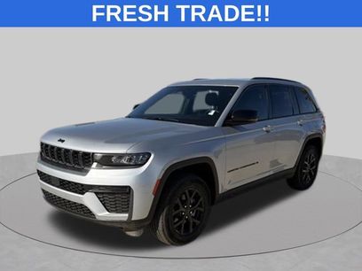 Used 2026 Jeep Grand Cherokee Altitude