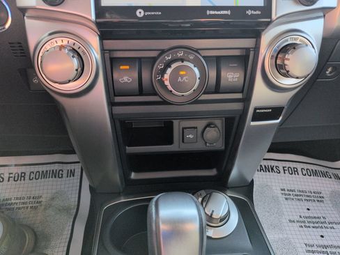 Certified 2024 Toyota 4Runner SR5 Premium w/ Moonroof Package AWD/4WD image 18