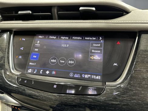 Used 2020 Cadillac XT6 Premium Luxury FWD image 20