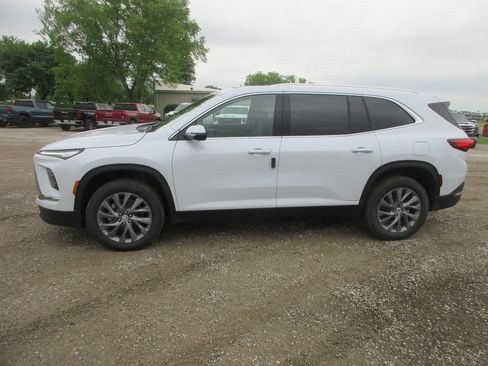 New 2026 Buick Enclave Preferred w/ Power Package AWD/4WD image 9