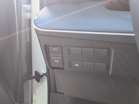 New 2026 Nissan Leaf SV+ w/ Floor Mat Package (SV+) FWD image 19