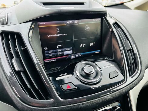 Used 2013 Ford C-MAX SEL FWD image 40
