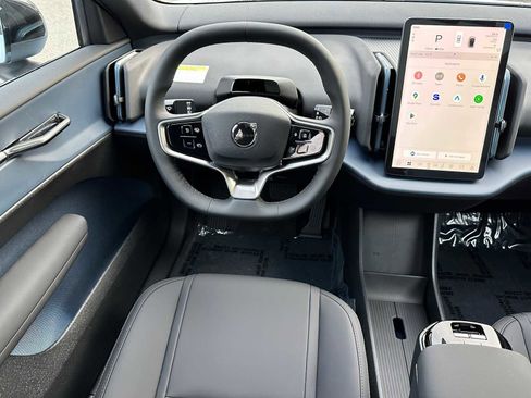 New 2026 Volvo EX30 Plus image 17