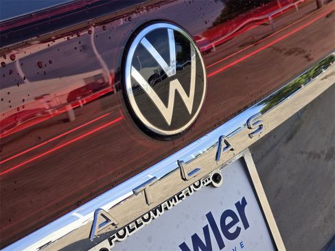 New 2026 Volkswagen Atlas Cross Sport SE image 7