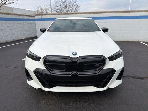 Used 2024 BMW i5 M60 w/ Premium Package image 8