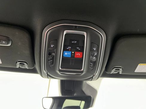 Used 2024 Jeep Wagoneer Series II w/ Flexible Seating Group AWD/4WD image 73