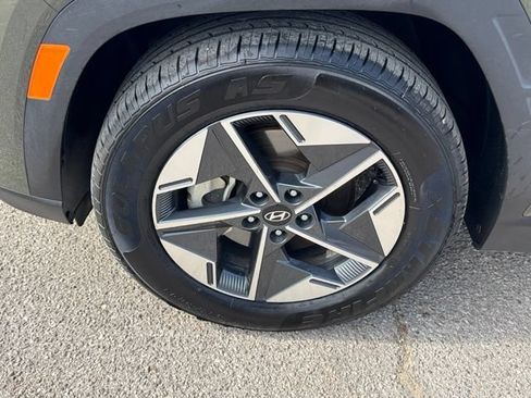 Used 2025 Hyundai Tucson SEL FWD image 8