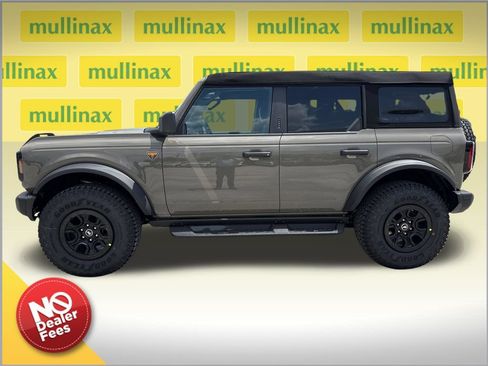 New 2026 Ford Bronco Badlands w/ Wildtrak Package AWD/4WD image 2