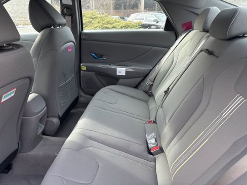 New 2026 Hyundai Elantra SEL Sport image 8