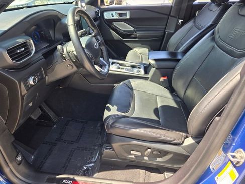 Used 2022 Ford Explorer ST w/ Equipment Group 401A AWD/4WD image 16