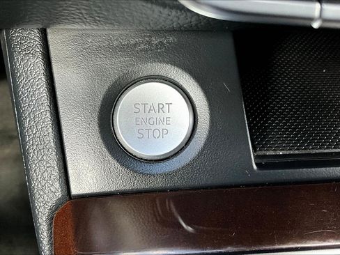 Used 2019 Audi Q5 2.0T Premium w/ Convenience Package image 23