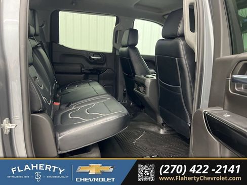 Used 2021 Chevrolet Silverado 1500 RST w/ Z71 Off-Road Package image 13