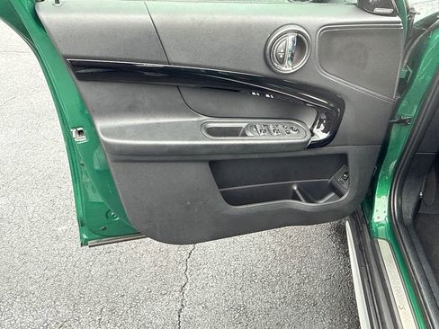 Used 2022 MINI Cooper Countryman S w/ Premium Package image 10