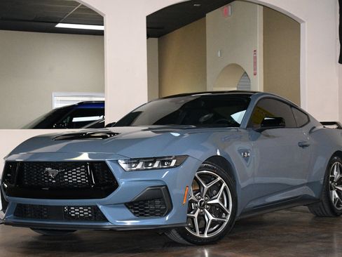 Used 2024 Ford Mustang GT Premium w/ GT Performance Package RWD image 4