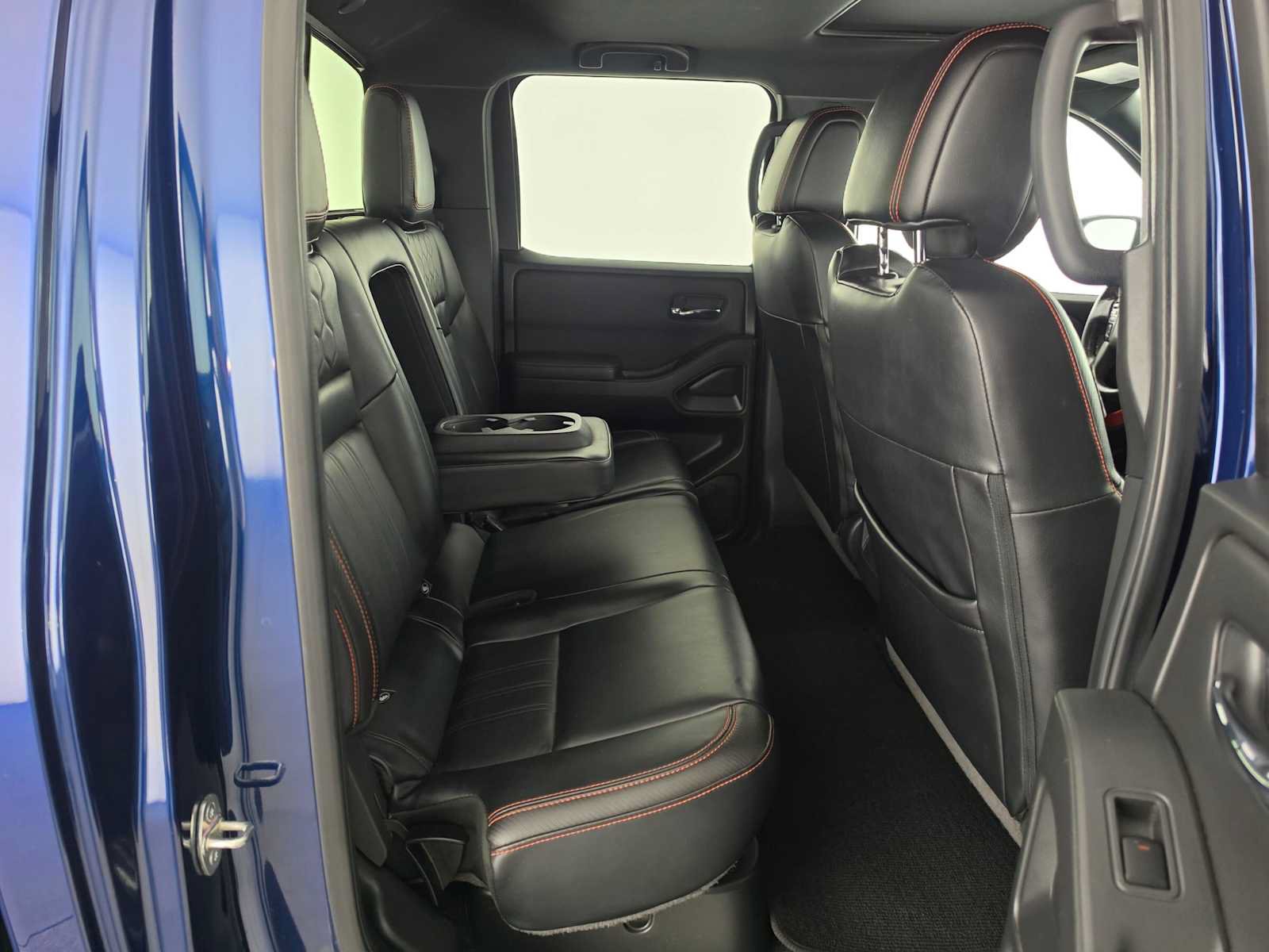 Used 2023 Nissan Frontier PRO-4X w/ Pro-4X Premium Package AWD/4WD image 12
