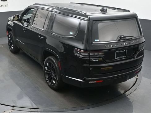 Used 2023 Jeep Grand Wagoneer Series II AWD/4WD image 44