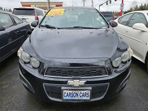 Used 2014 Chevrolet Sonic LT image 6
