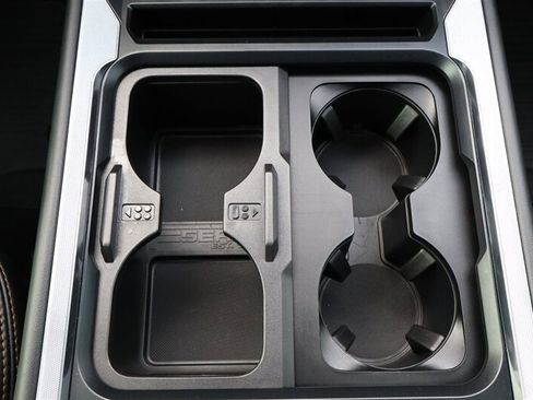 Used 2024 Ford F350 Platinum w/ Tremor Off-Road Package image 21